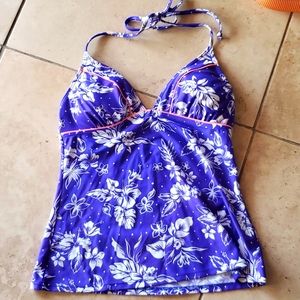 SOLD Arizona jean Co Purple & white tankini top